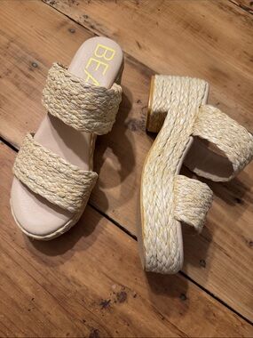 BEACH BY MATISSE "Reflection" Woven Raffia Slip-On Platform Sandal-Natural 10